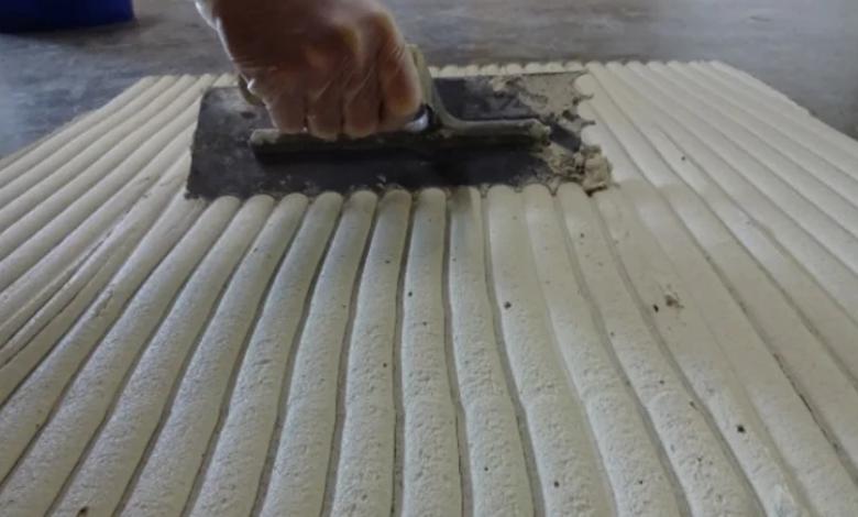 انتخاب چسب یا ملات مناسب برای نصب سنگ اسلب روی دیوار